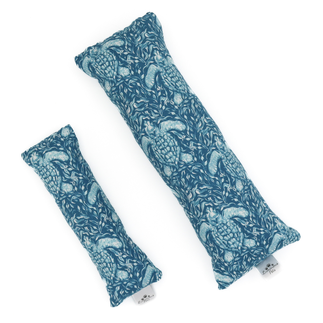 organic catnip with valerian root cat toy with blue seat turltes by Luminous Pets