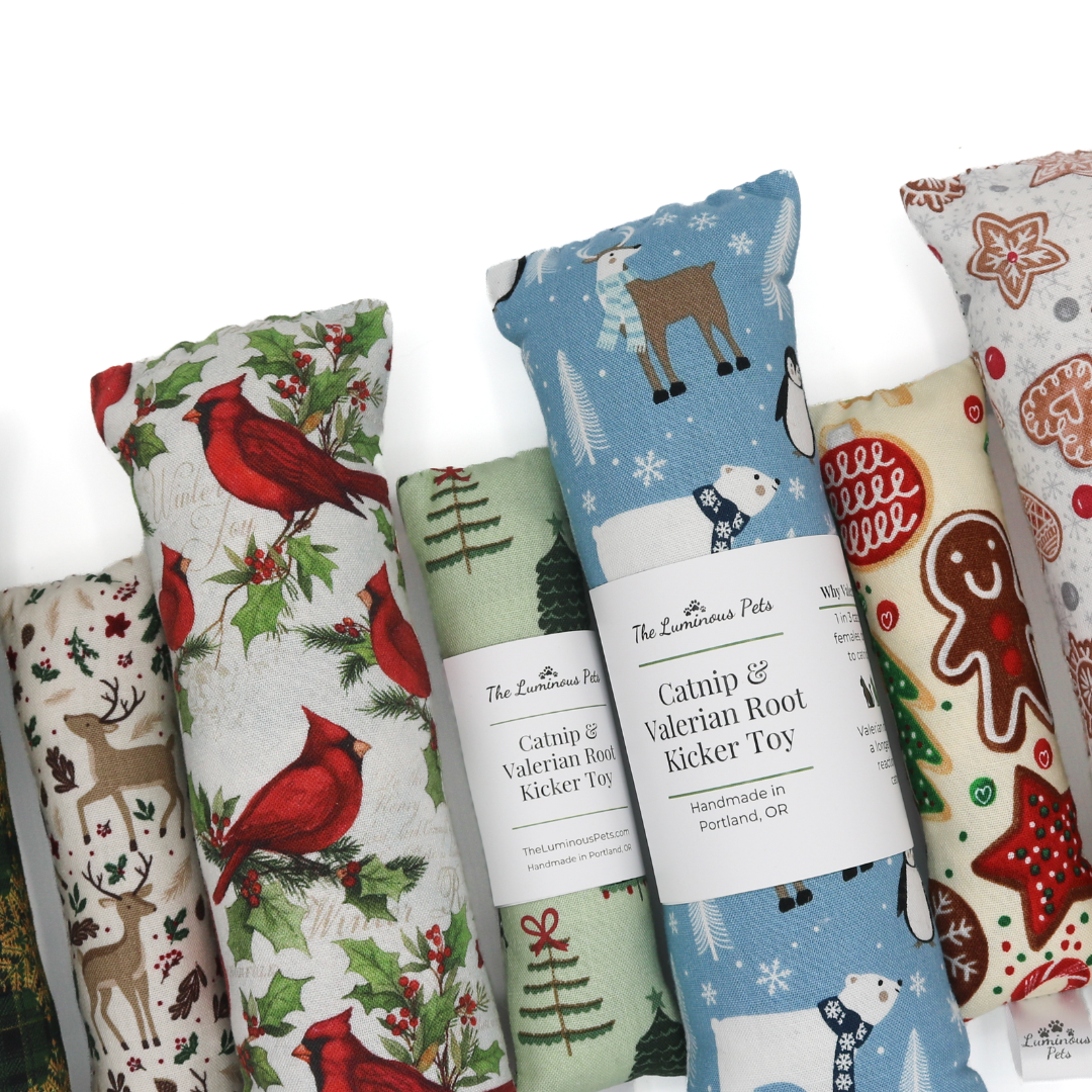 Catnip with valerian root cat toy by The Luminous Pets - Assorted winter and Christmas designs