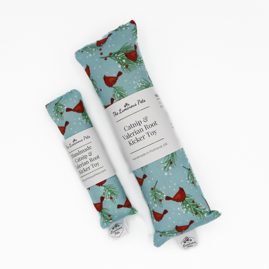 Organic catnip with valerian root cat toy winter red cardinals | Handmade by The Luminous Pets