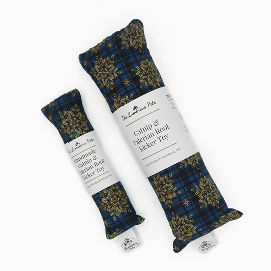 Organic catnip with valerian root cat toys by The Luminous Pets | Golden snowflakes on plaid for winter / Christmas